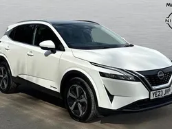 White Used 2023 Nissan Qashqai N-Connecta SUV | £20,758 (Super price)