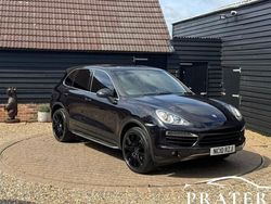 Black Used 2010 Porsche Cayenne SUV | £12,000 (Fair price)