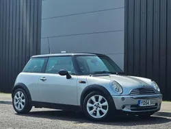 Silver Used 2004 Mini Cooper Hatch Hatchback | £3,490 (Expensive)