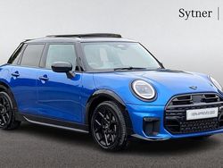 Blue Used 2024 Mini Cooper S Hatch Hatchback | £29,250 (Expensive)