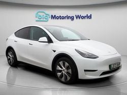 White Used 2022 Tesla Model Y Long Range AWD SUV | £26,300 (Fair price)
