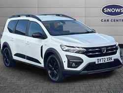 White Used 2022 Dacia Jogger Extreme MPV | £13,249 (Fair price)