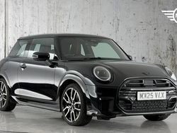 Black Used 2025 Mini Cooper S Hatch Hatchback | £27,999 (A bit pricey)