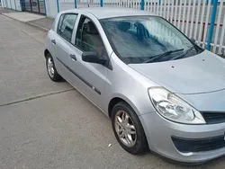 Silver Used 2007 Renault Clio II Expression Hatchback | £990 (Super price)