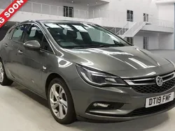 Grey Used 2019 Vauxhall Astra SRi Hatchback | £9,300 (Fair price)