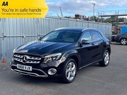 Black Used 2019 Mercedes GLA200 Executive SUV | £17,995 (Fair price)