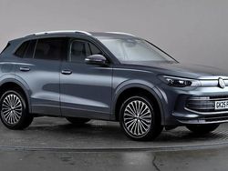 Grey Used 2025 VW Tiguan Match SUV | £29,798 (Expensive)