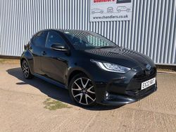 Black Used 2022 Toyota Yaris Hybrid Hatchback | £16,290 (Fair price)