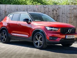 Red Used 2018 Volvo XC40 R-Design SUV | £17,995 (Fair price)