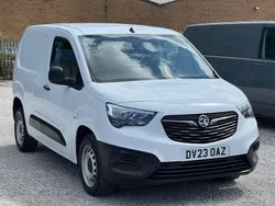 White Used 2023 Vauxhall Combo S MPV | £11,495 (Fair price)