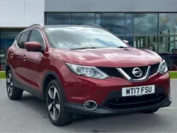 Red Used 2017 Nissan Qashqai N-Connecta SUV | £12,326 (Fair price)