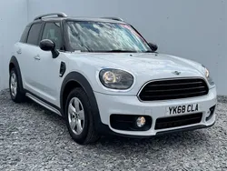 White Used 2019 Mini Cooper Countryman Classic SUV | £13,399 (Super price)