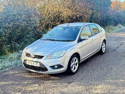 Silver Used 2011 Ford Focus Sport Hatchback | £1,750 (Super price)