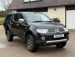 Black Used 2011 Mitsubishi L200 Pickup | £5,000 (Super price)