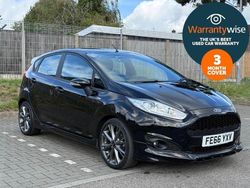 Black Used 2016 Ford Fiesta ST-Line Hatchback | £7,295 (Fair price)