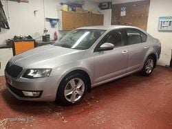 Silver Used 2014 Skoda Octavia SE Hatchback | £7,250 (Good price)