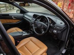 Obsidian black Used 2010 Mercedes E350 Avantgarde Estate | £4,000 (Super price)