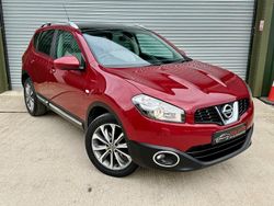 Red Used 2010 Nissan Qashqai Tekna SUV | £3,199 (Fair price)