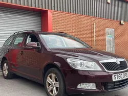 Maroon Used 2011 Skoda Octavia Estate | £2,495 (Super price)