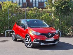 Red/black Used 2019 Renault Captur GT-Line SUV | £9,798 (Fair price)