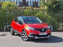 Red/black Used 2019 Renault Captur GT-Line SUV | £9,998 (Fair price)