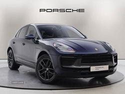 Blue Used 2023 Porsche Macan SUV | £57,950