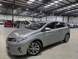 Grey Used 2015 Toyota Auris Hybrid Hatchback | £7,330 (Fair price)