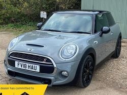 Used 2017 Mini Cooper S Hatch Hatchback | £10,999 (Fair price)