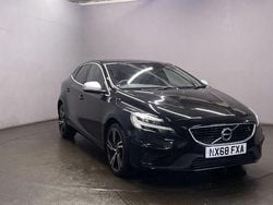 Black Used 2018 Volvo V40 R-Design Pro Estate | £12,499 (Fair price)