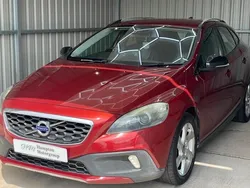 Red Used 2015 Volvo V40 CC Estate | £4,749 (Good price)