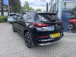 Black Used 2022 Vauxhall Grandland X Elite SUV | £18,196 (A bit pricey)