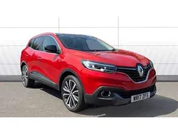 Red Used 2017 Renault Kadjar Signature SUV | £8,576 (Fair price)