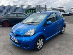 Blue Used 2010 Toyota Aygo Hatchback | £2,500 (Good price)