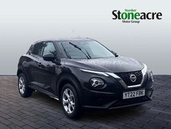 Black Used 2022 Nissan Juke N-Connecta SUV | £13,995 (Fair price)