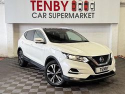 White Used 2019 Nissan Qashqai N-Connecta SUV | £12,995 (Good price)