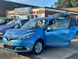 Blue Used 2015 Renault Scénic III Dynamique MPV | £4,499 (Fair price)