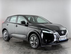 Black Used 2022 Nissan Qashqai Acenta Premium SUV | £14,700 (Good price)