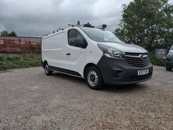White Used 2017 Vauxhall Vivaro Van | £7,950 (Good price)