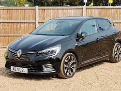 Black Used 2021 Renault Clio V SE Hatchback | £12,100 (Fair price)