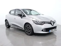 Silver Used 2015 Renault Clio IV Dynamique Hatchback | £6,500 (Good price)