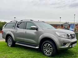 Grey Used 2018 Nissan Navara Tekna Pickup | £9,950 (Super price)
