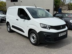 White Used 2020 Peugeot Partner S MPV | £8,028 (Fair price)