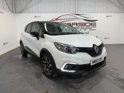 White Used 2019 Renault Captur Iconic SUV | £8,299 (Fair price)