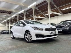 White Used 2018 Kia Ceed 2 Hatchback | £6,494 (Fair price)