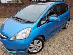 Blue Used 2010 Honda Jazz EX Hatchback | £4,495 (Fair price)
