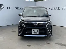 Black Used 2025 Toyota Voxy MPV | £18,995 (A bit pricey)