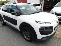 White Used 2016 Citroën C4 Cactus Feel Hatchback | £6,995 (Fair price)