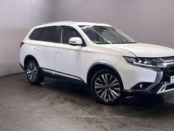 White Used 2019 Mitsubishi Outlander SUV | £14,499 (Fair price)