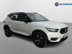 White Used 2021 Volvo XC40 R-Design SUV | £25,849 (Fair price)