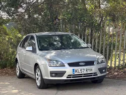 Silver Used 2008 Ford Focus Zetec Hatchback | £1,550 (Fair price)
